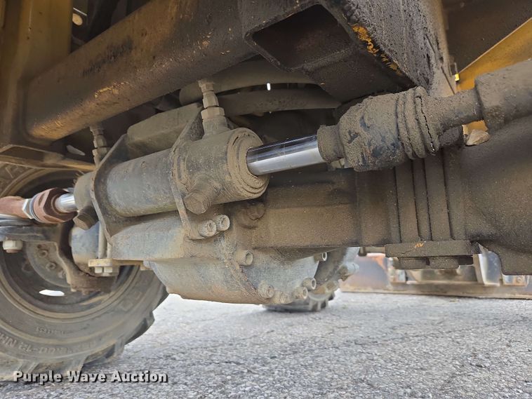 image for item EC4227 2006 Vermeer RT450 trencher