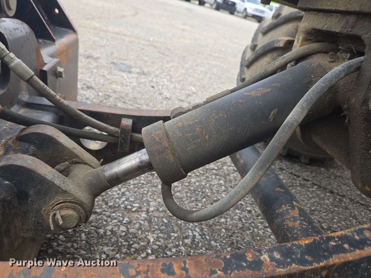 image for item EC4227 2006 Vermeer RT450 trencher