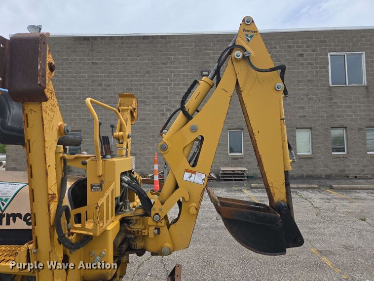 image for item EC4227 2006 Vermeer RT450 trencher