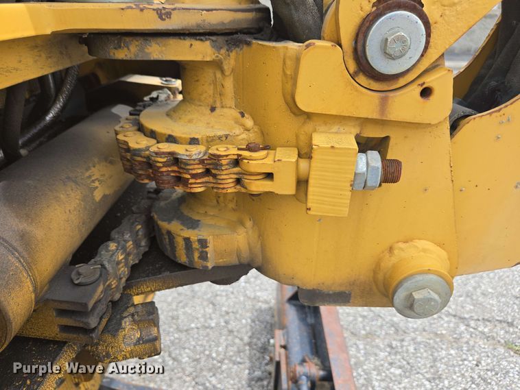 image for item EC4227 2006 Vermeer RT450 trencher