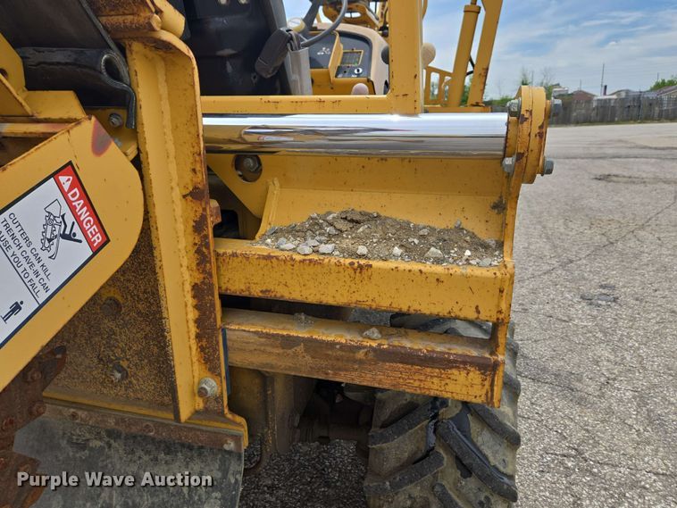 image for item EC4227 2006 Vermeer RT450 trencher