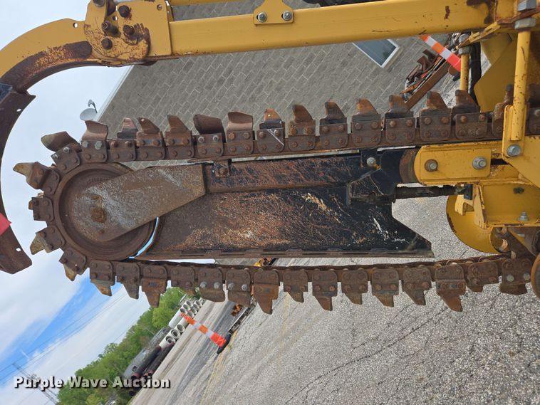 image for item EC4227 2006 Vermeer RT450 trencher