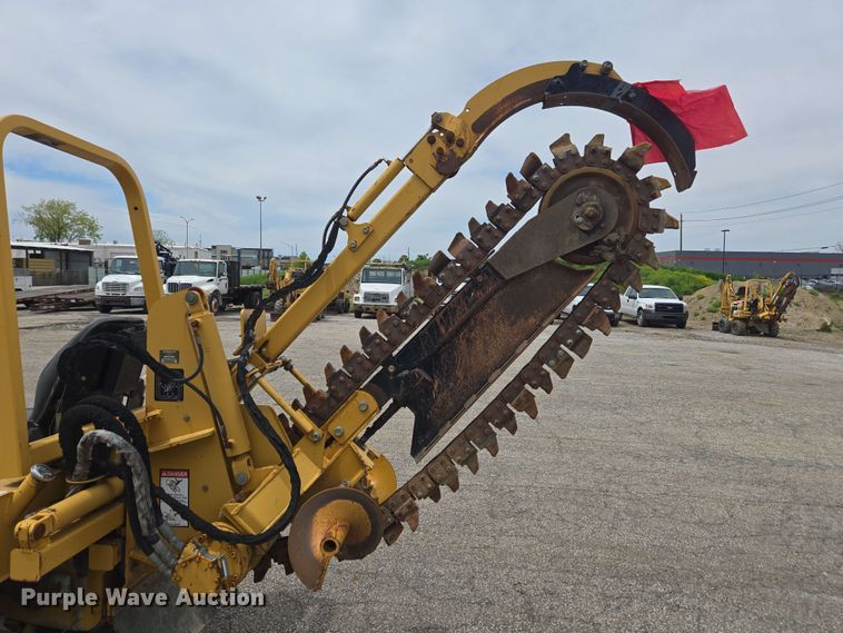 image for item EC4227 2006 Vermeer RT450 trencher