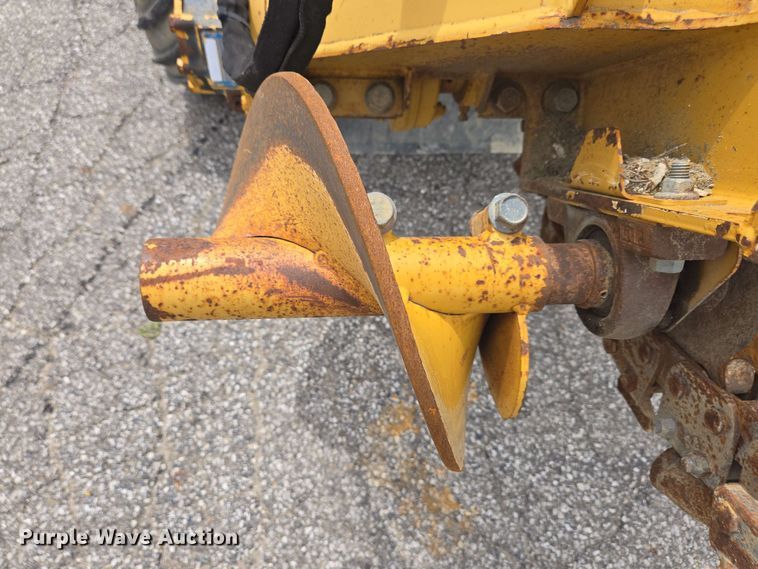 image for item EC4227 2006 Vermeer RT450 trencher