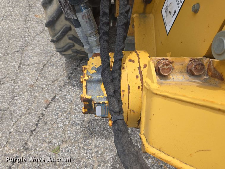 image for item EC4227 2006 Vermeer RT450 trencher