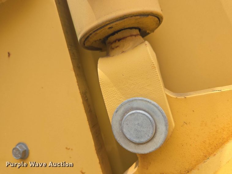 image for item EC4227 2006 Vermeer RT450 trencher