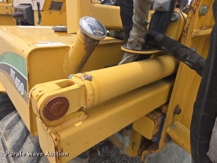 image for item EC4227 2006 Vermeer RT450 trencher