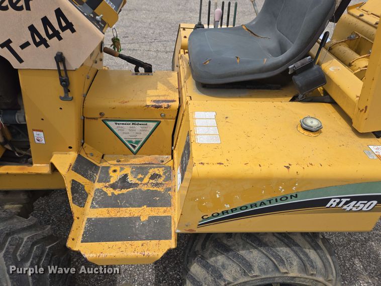 image for item EC4227 2006 Vermeer RT450 trencher