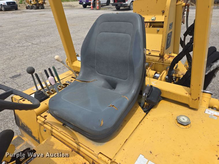 image for item EC4227 2006 Vermeer RT450 trencher