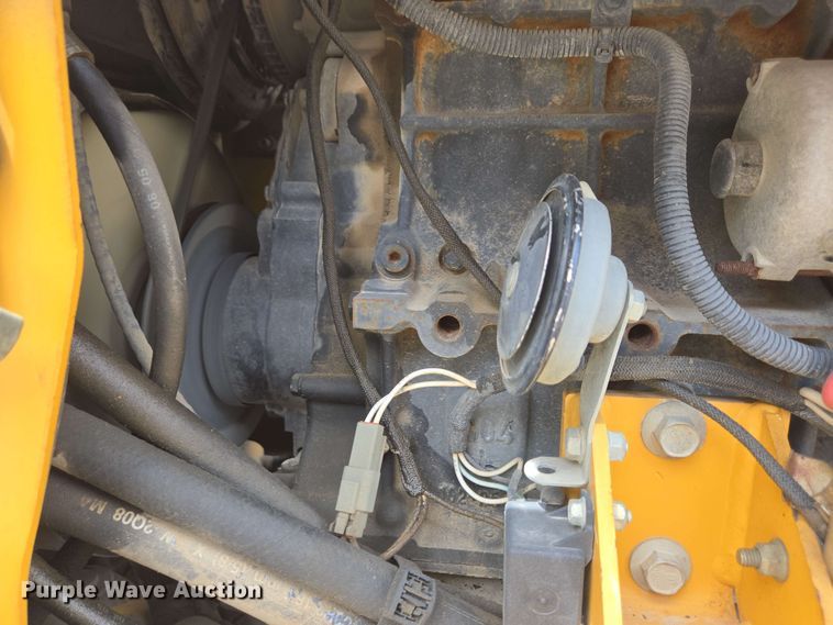 image for item EC4227 2006 Vermeer RT450 trencher