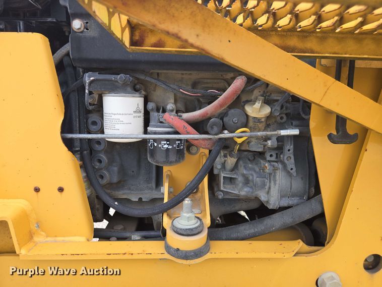 image for item EC4227 2006 Vermeer RT450 trencher