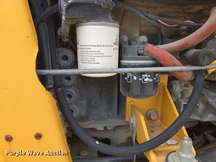 image for item EC4227 2006 Vermeer RT450 trencher