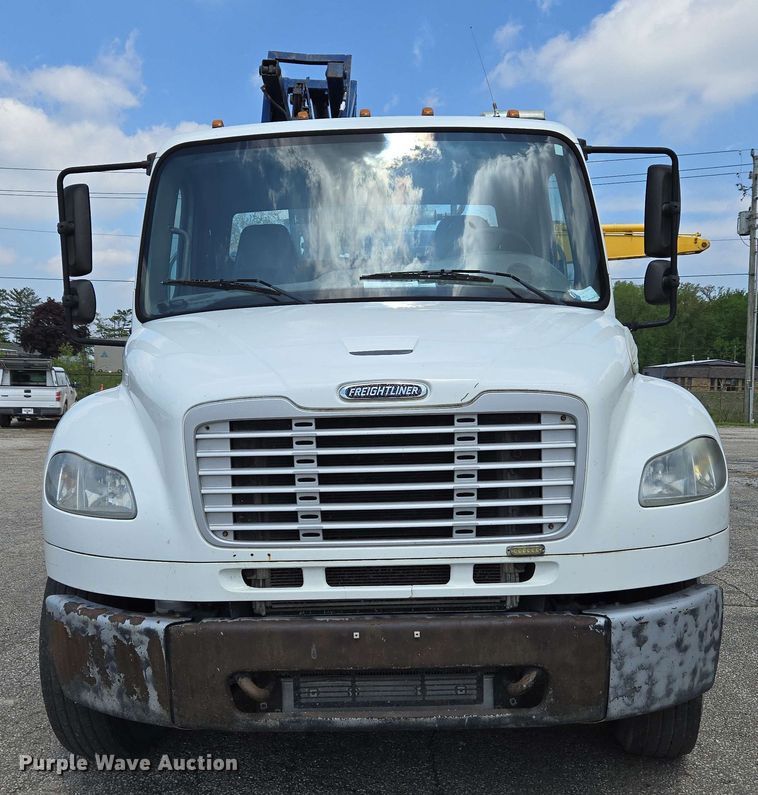 image for item EC4230 2013 Freightliner M2  combination pressure digger/ post driver truck