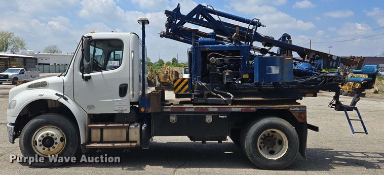 image for item EC4230 2013 Freightliner M2  combination pressure digger/ post driver truck