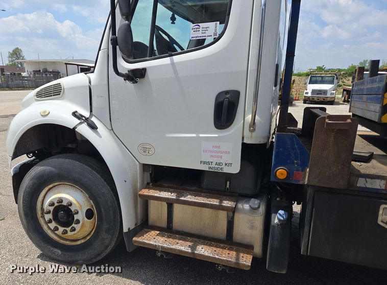 image for item EC4230 2013 Freightliner M2  combination pressure digger/ post driver truck