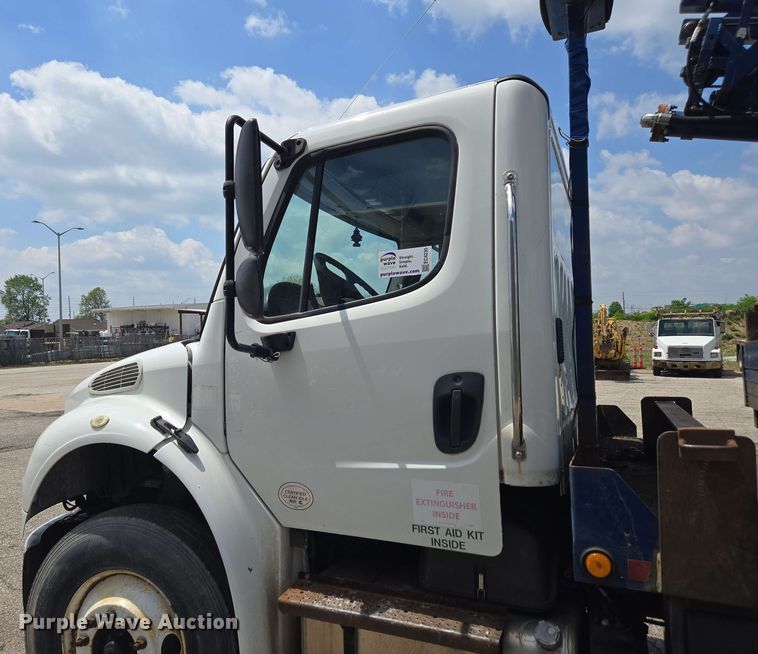 image for item EC4230 2013 Freightliner M2  combination pressure digger/ post driver truck
