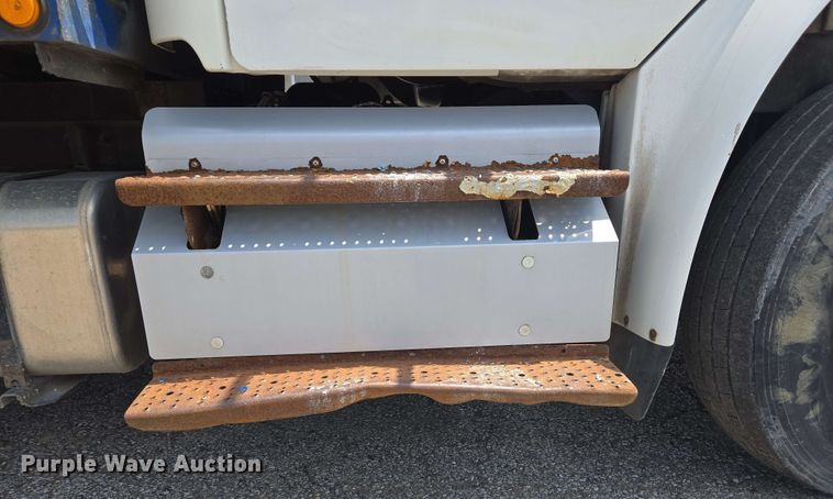 image for item EC4230 2013 Freightliner M2  combination pressure digger/ post driver truck