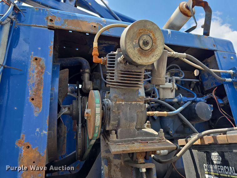 image for item EC4230 2013 Freightliner M2  combination pressure digger/ post driver truck