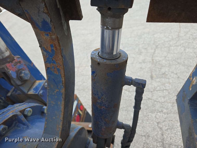 image for item EC4230 2013 Freightliner M2  combination pressure digger/ post driver truck