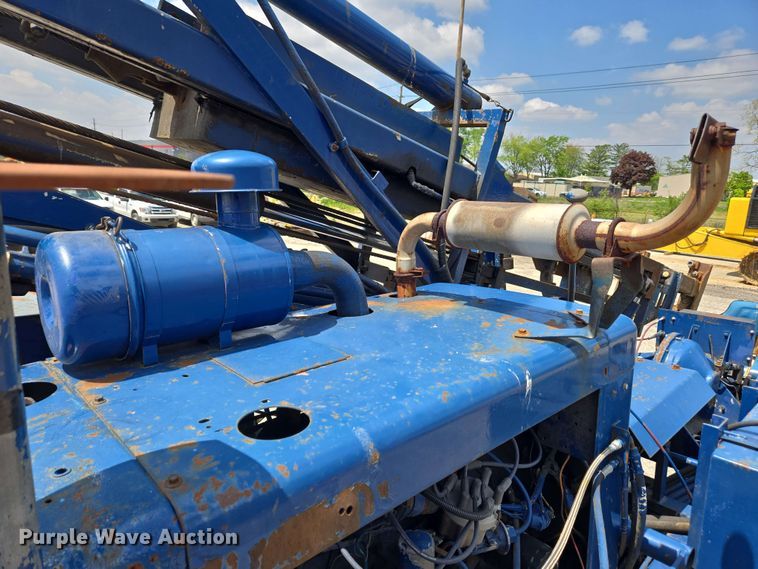 image for item EC4230 2013 Freightliner M2  combination pressure digger/ post driver truck