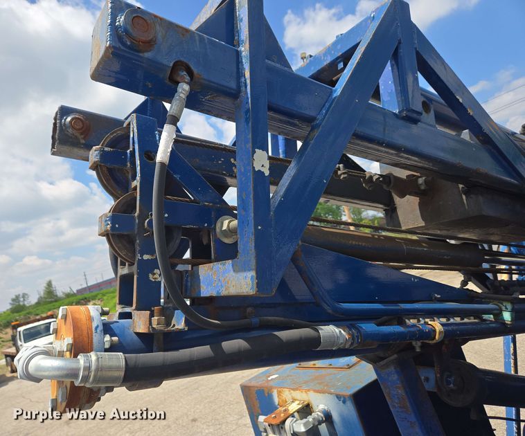 image for item EC4230 2013 Freightliner M2  combination pressure digger/ post driver truck