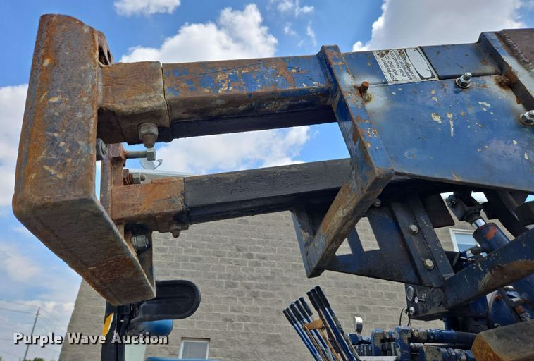 image for item EC4230 2013 Freightliner M2  combination pressure digger/ post driver truck