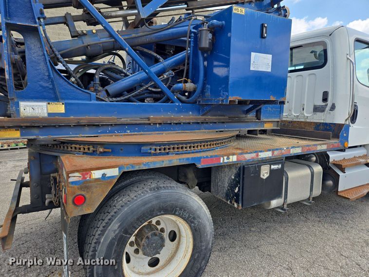 image for item EC4230 2013 Freightliner M2  combination pressure digger/ post driver truck