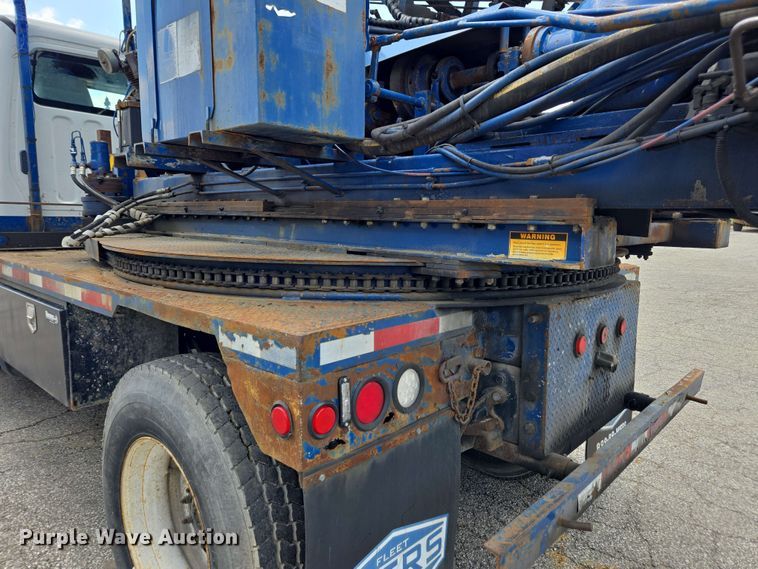 image for item EC4230 2013 Freightliner M2  combination pressure digger/ post driver truck