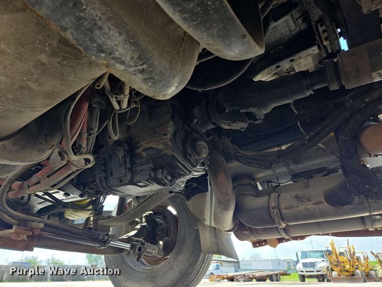 image for item EC4230 2013 Freightliner M2  combination pressure digger/ post driver truck