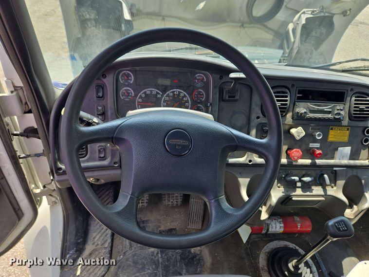 image for item EC4230 2013 Freightliner M2  combination pressure digger/ post driver truck