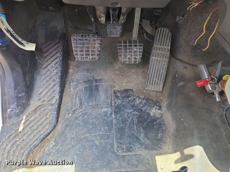 image for item EC4230 2013 Freightliner M2  combination pressure digger/ post driver truck