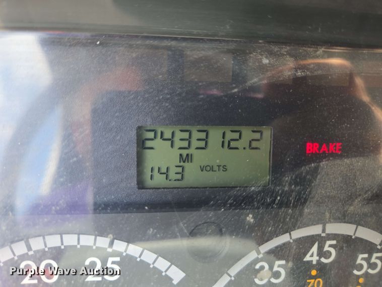 image for item EC4230 2013 Freightliner M2  combination pressure digger/ post driver truck