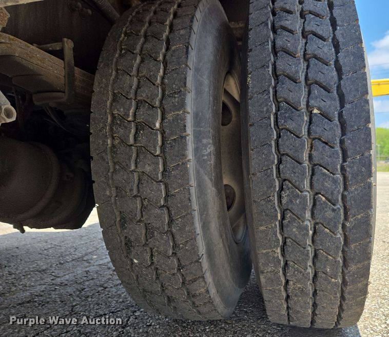 image for item EC4230 2013 Freightliner M2  combination pressure digger/ post driver truck