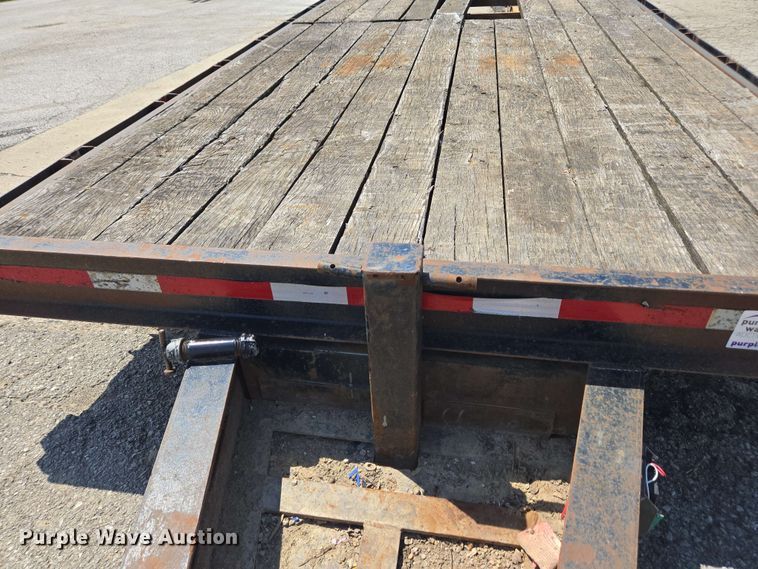 image for item EC4231 2011 Durcholz equipment trailer