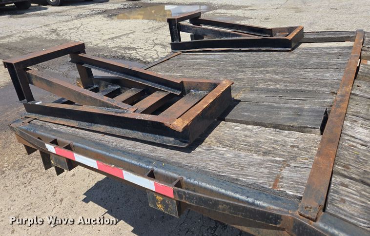 image for item EC4231 2011 Durcholz equipment trailer