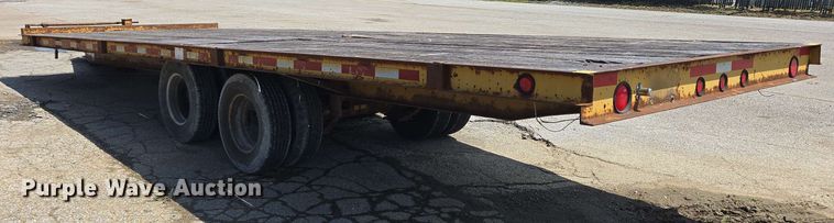 image for item EC4232 2011 Durcholz flatbed trailer