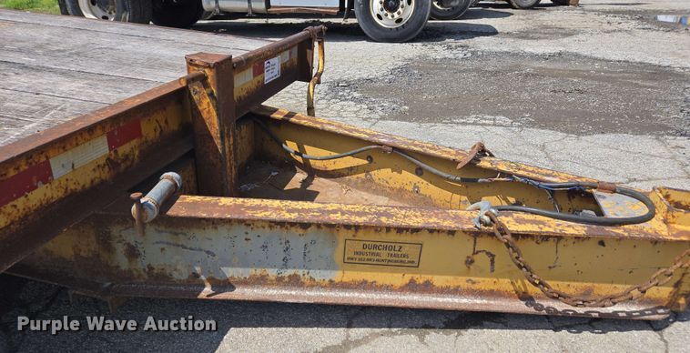 image for item EC4232 2011 Durcholz flatbed trailer