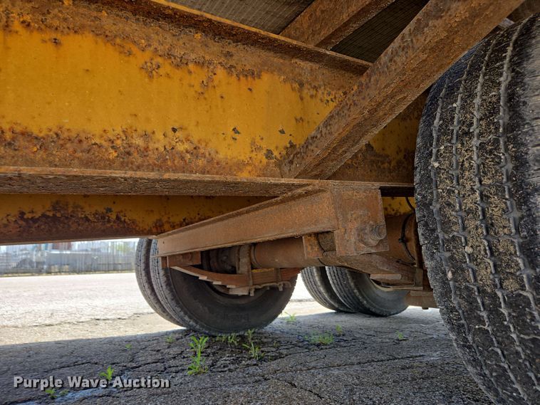 image for item EC4232 2011 Durcholz flatbed trailer