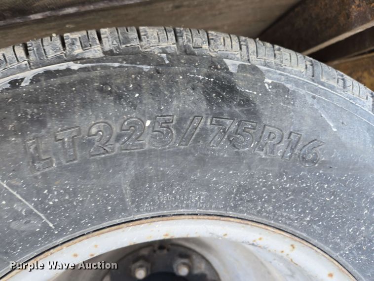 image for item EC4232 2011 Durcholz flatbed trailer