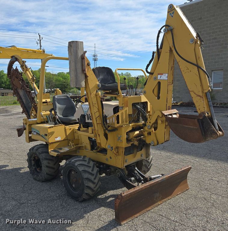 image for item EC4234 2005 Vermeer RT450 trencher