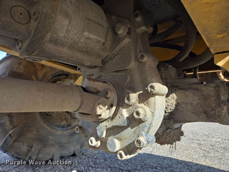 image for item EC4234 2005 Vermeer RT450 trencher