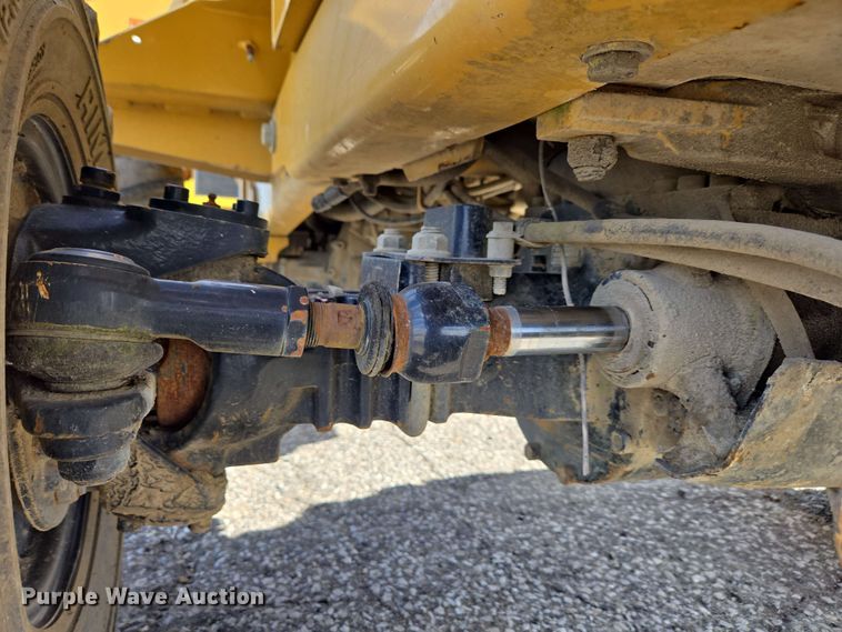 image for item EC4234 2005 Vermeer RT450 trencher