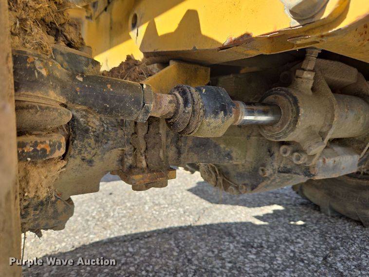 image for item EC4234 2005 Vermeer RT450 trencher