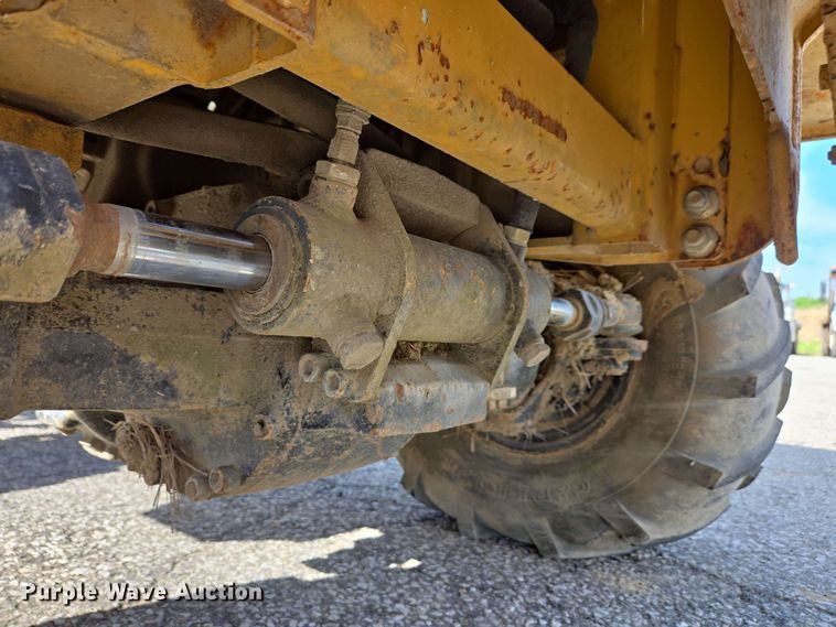 image for item EC4234 2005 Vermeer RT450 trencher