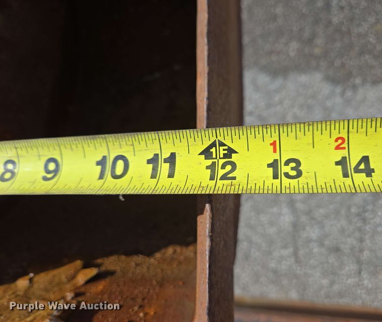 image for item EC4234 2005 Vermeer RT450 trencher