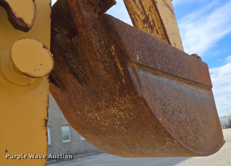 image for item EC4234 2005 Vermeer RT450 trencher