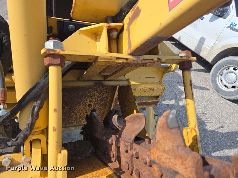 image for item EC4234 2005 Vermeer RT450 trencher