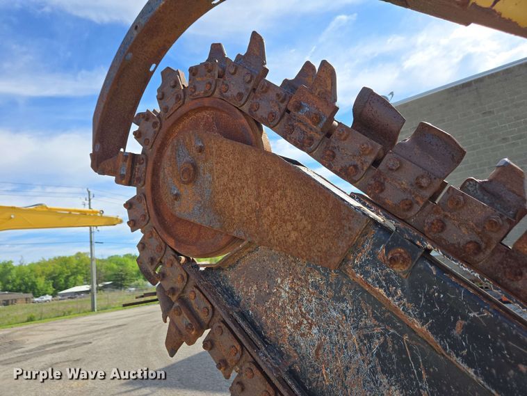 image for item EC4234 2005 Vermeer RT450 trencher