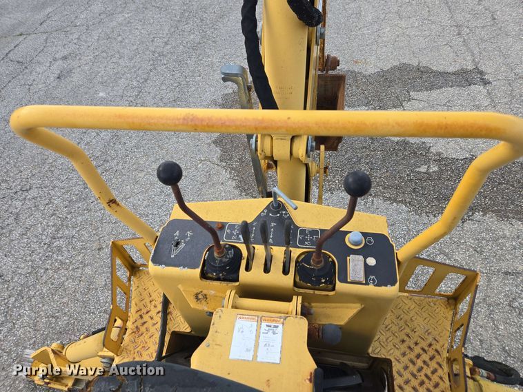 image for item EC4234 2005 Vermeer RT450 trencher