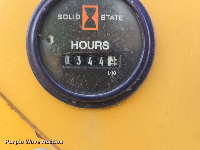 image for item EC4234 2005 Vermeer RT450 trencher